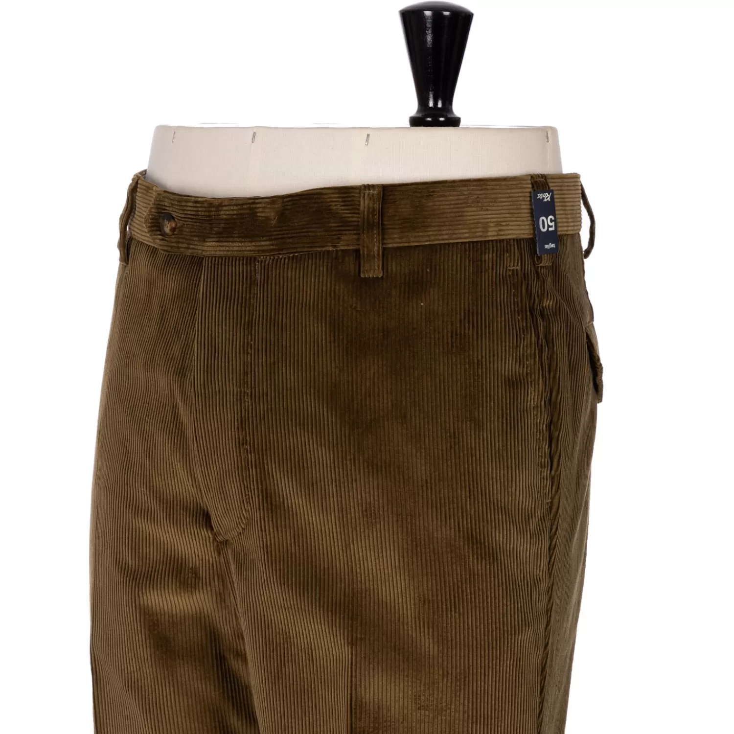 Ivy Men's | Hosen - Casual>Rota Sport Exklusiv für Michael Jondral: Chino "Vintage Army Cord-Chino" aus vorgewaschener Baumwolle - Military-Militare