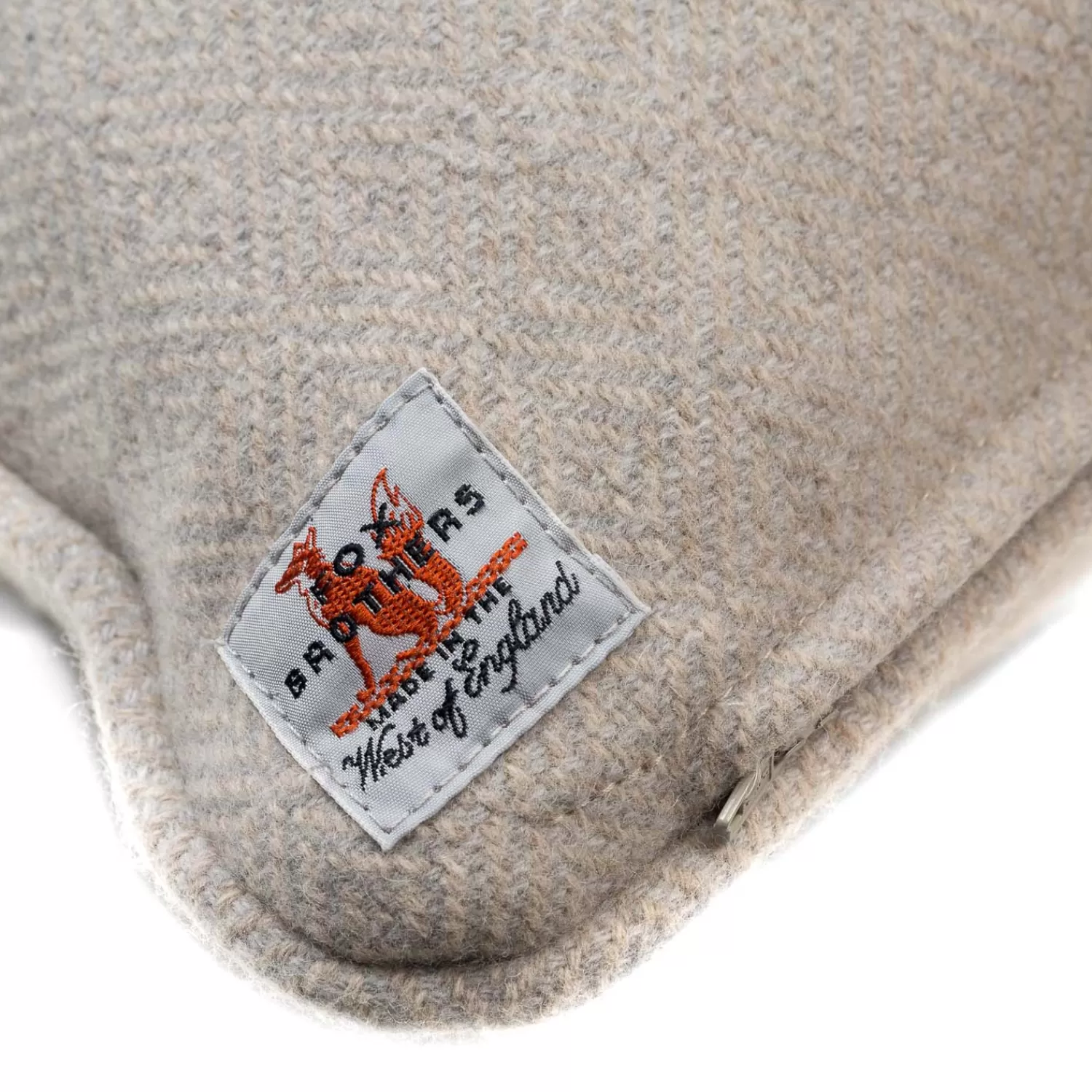 Homewear>Fox Brothers Exklusiv für Michael Jondral: Kissen "Diamond Weave" aus original Fox Brother´s Wolle  SoftGrey