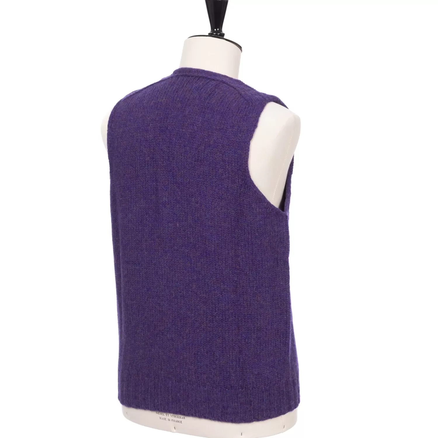Strickwaren>Glenugie exklusiv xMJ: Weste "Sport Waistcoat" aus reiner Wolle - Circulate Knit Pure Soft Shetland Lila-RoyalViolet