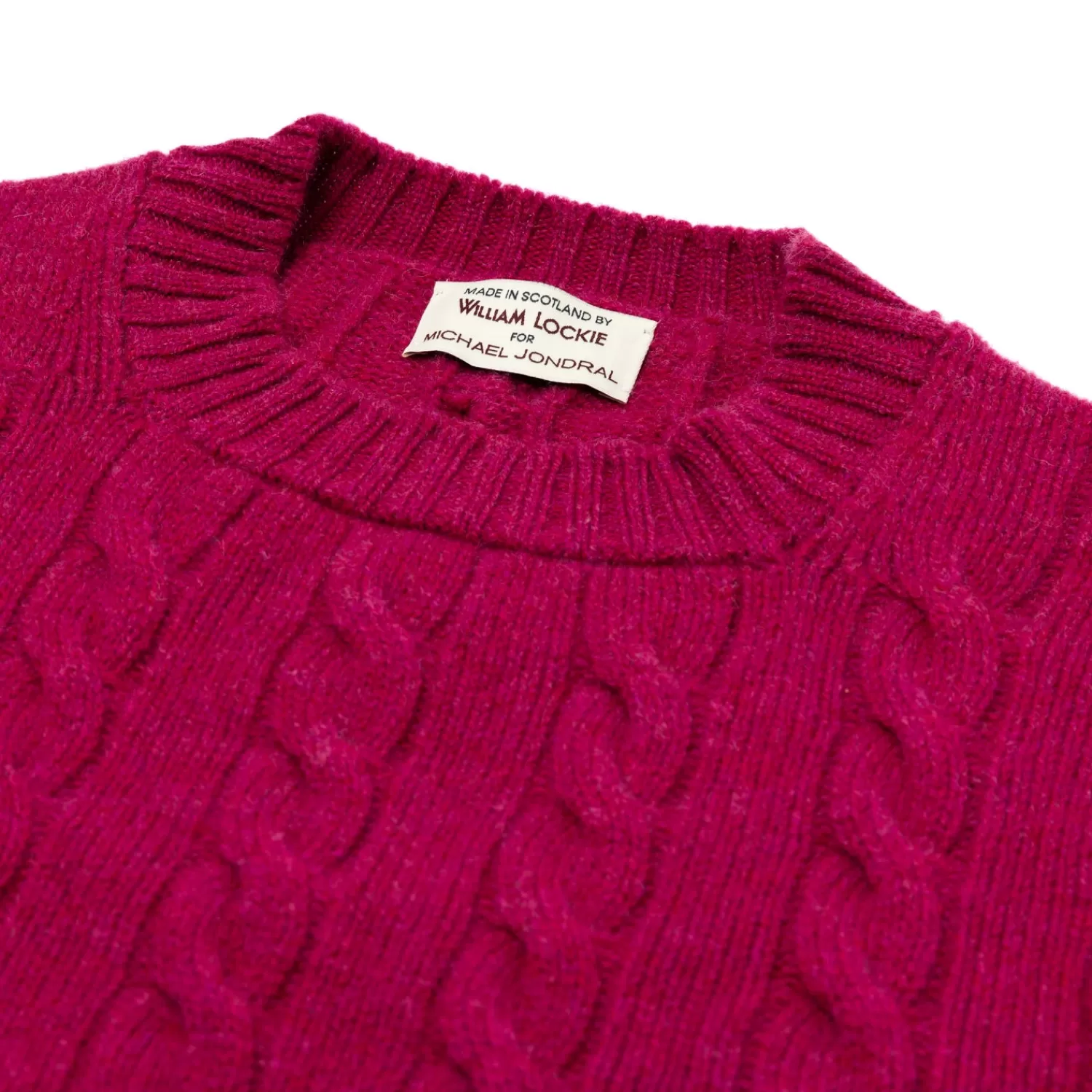 Strickwaren>William Lockie MJ Exklusiv: Pullover "Crew Cable-Rib" aus reiner Geelong Lambswool - 3 Ply Himbeerrot-Vegas