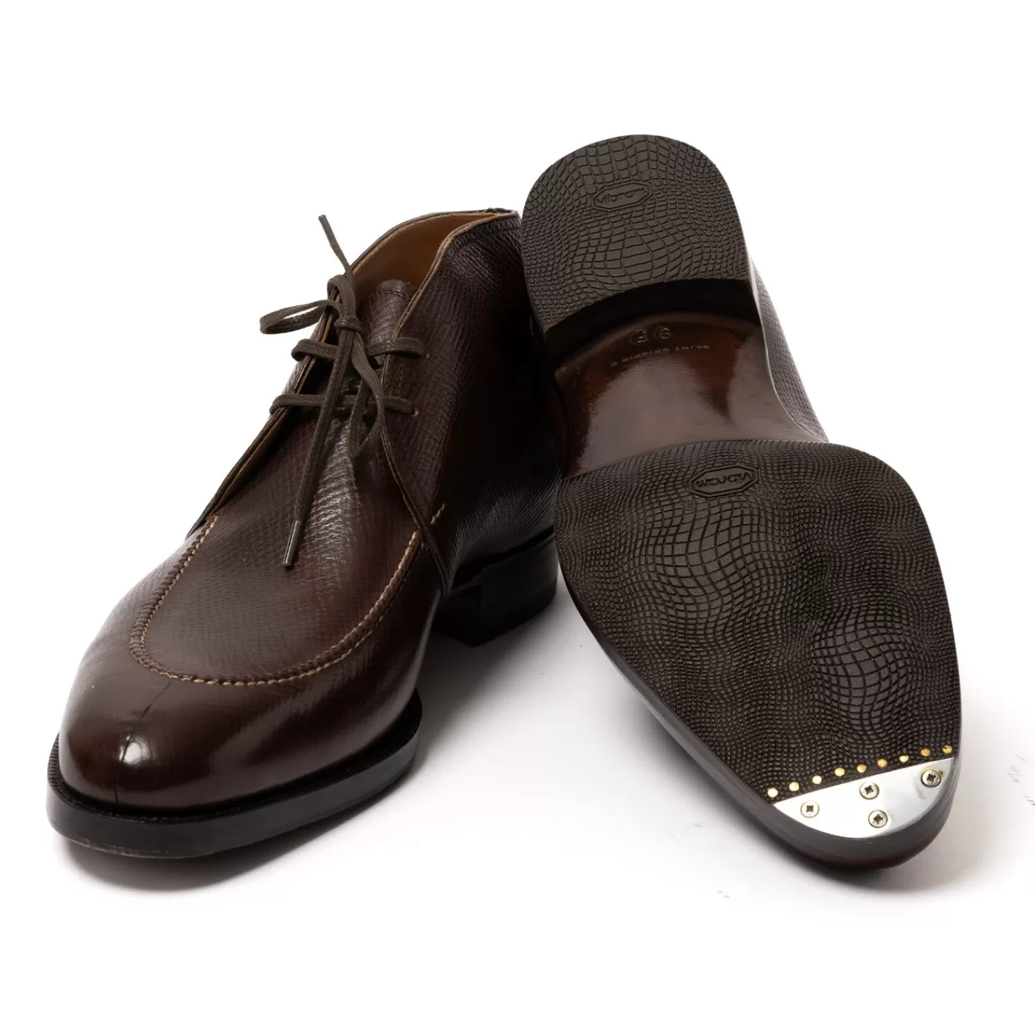 Schuhe>Saint Crispin's Split-Toe-Bootee "Apron-Chukka" aus dunkelbraun genarbtes Kalbsleder "Russian Calf" - reine Handarbeit