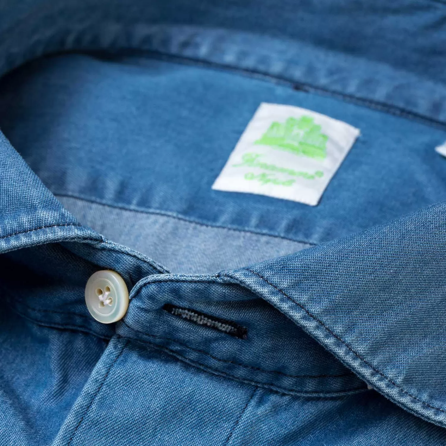 Ivy Men's | Ivy Women's>Finamore 1925 Sporthemd "Vintage-Bleached Denim" aus reiner Baumwolle - Collo Simone Denimblau-BluDenim