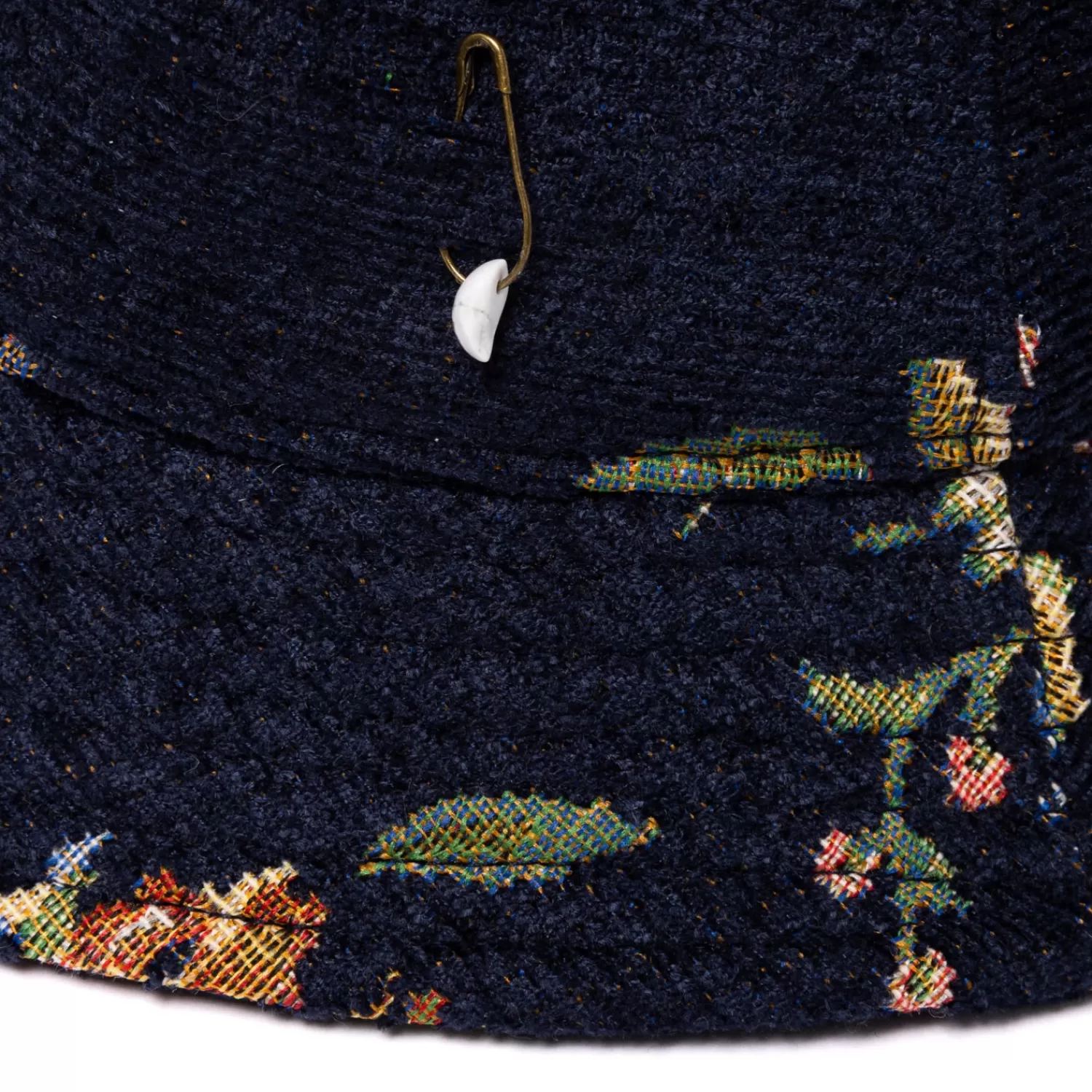 Hüte/Mütze>Specials X MJ SUPERDUPER x MJ: Hut "JACQUARD FLOWER" aus reiner Wolle - Handarbeit Dunkelblau-Multicolor